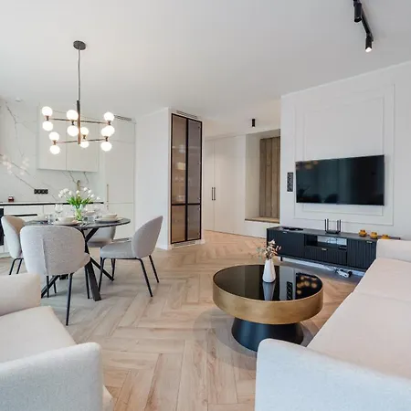 Porto, Sun & Snow * Gdansk